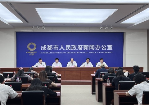 成都：走超大都会城乡融合生长、、“三农”现代化建设新路